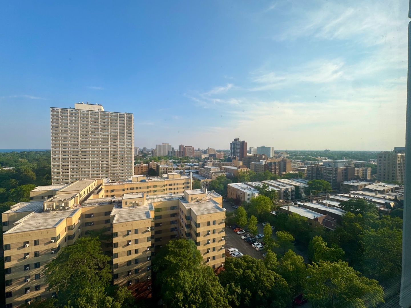 5100 N Marine Drive, Chicago, IL 60640