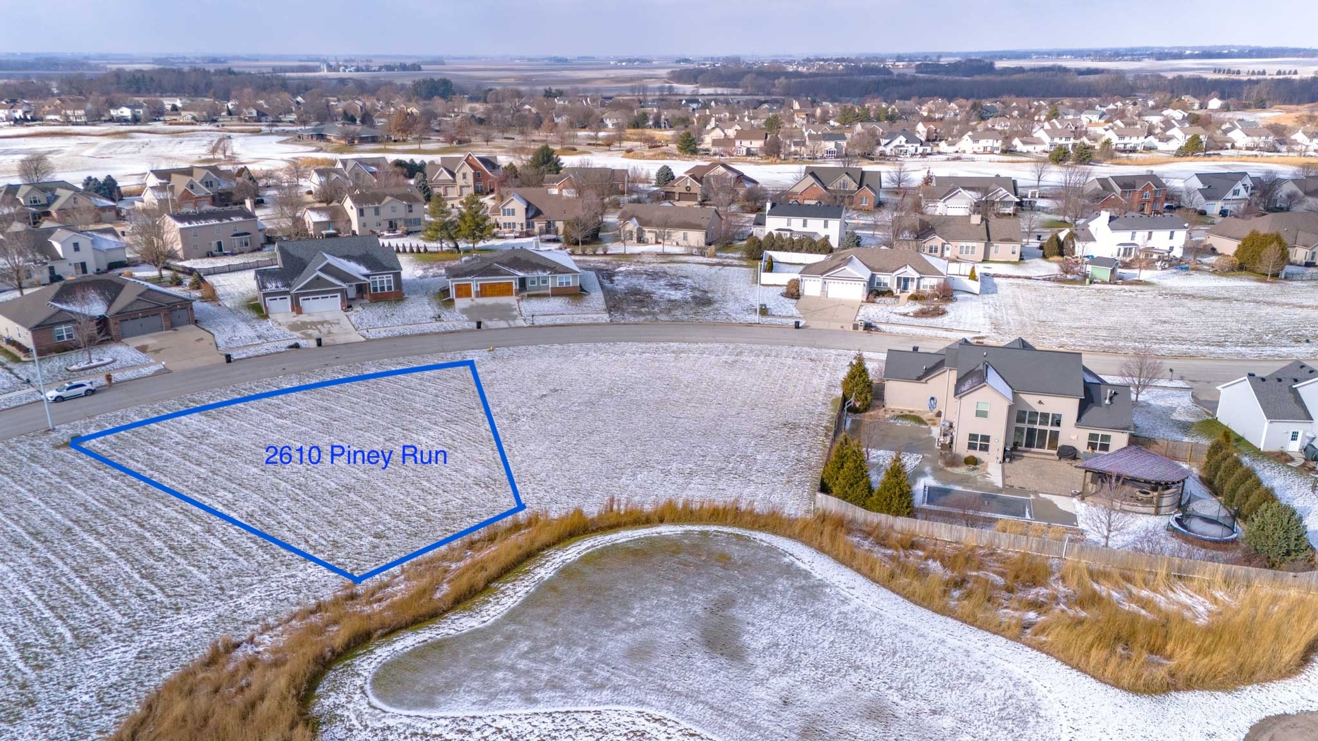 2610 Piney Run, Bloomington, IL 61705