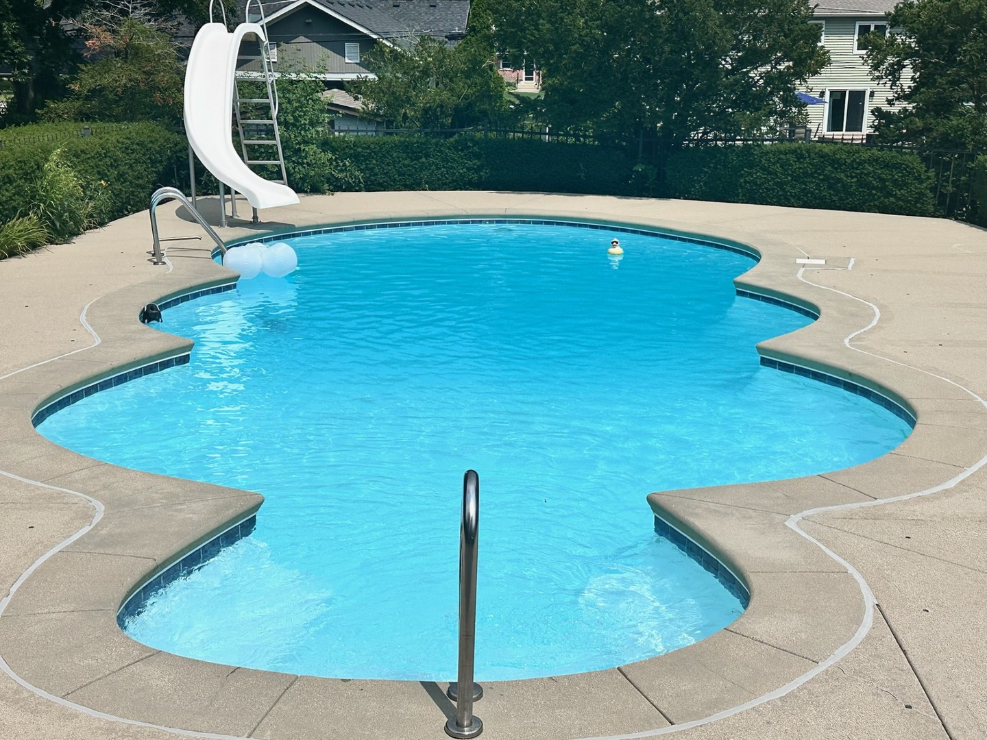9S631 William Drive, Burr Ridge, IL 60527