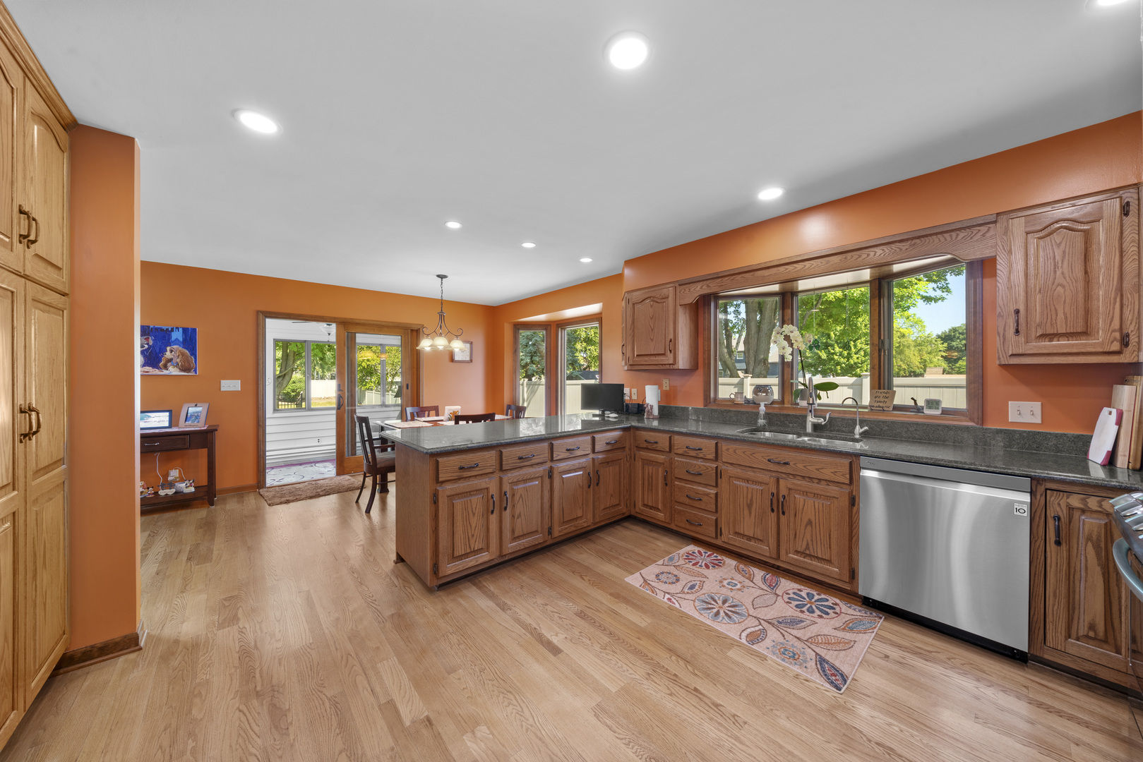 541 Donald Street, Hinckley, IL 60520