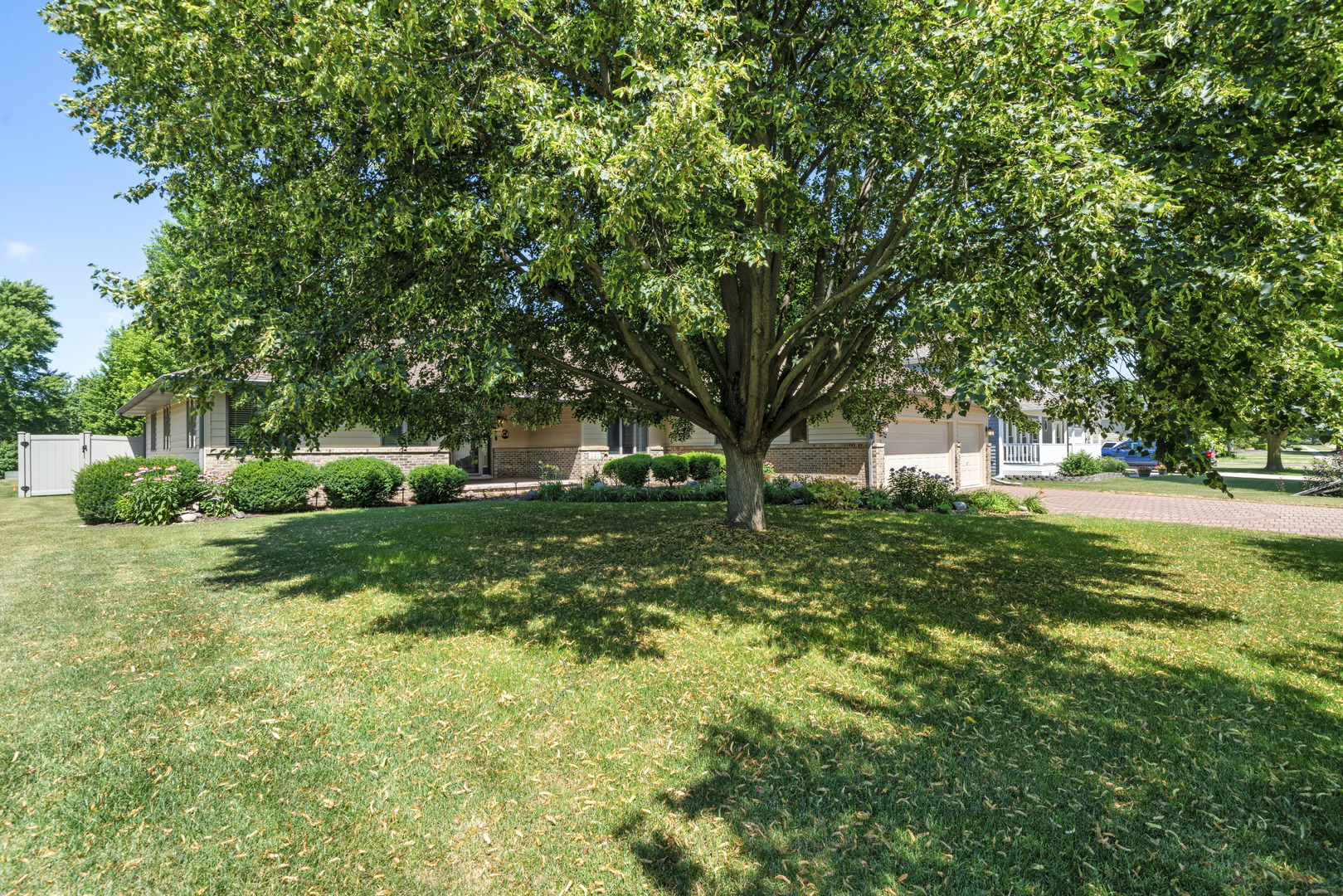 541 Donald Street, Hinckley, IL 60520