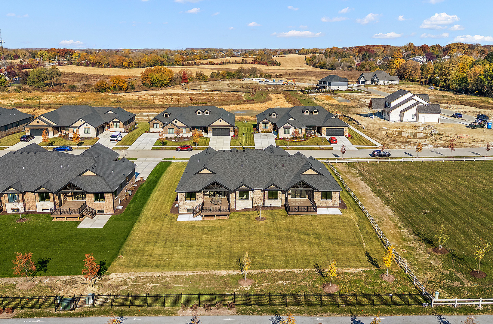 11049 Lizmore Lane #40B, Orland Park, IL 60467