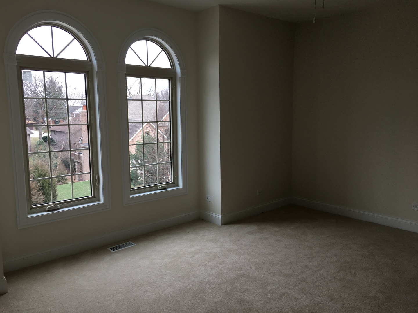 910 East Street, Lemont, IL 60439