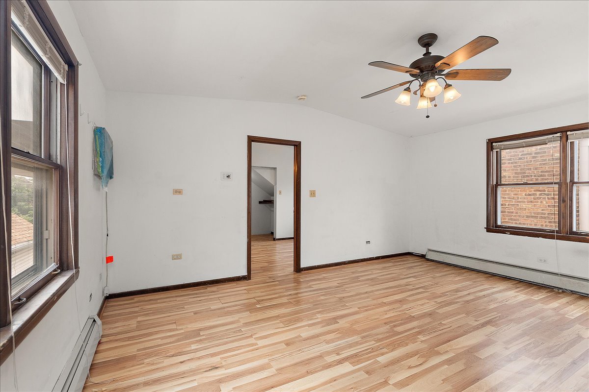 3745 W 59th Place, Chicago, IL 60629