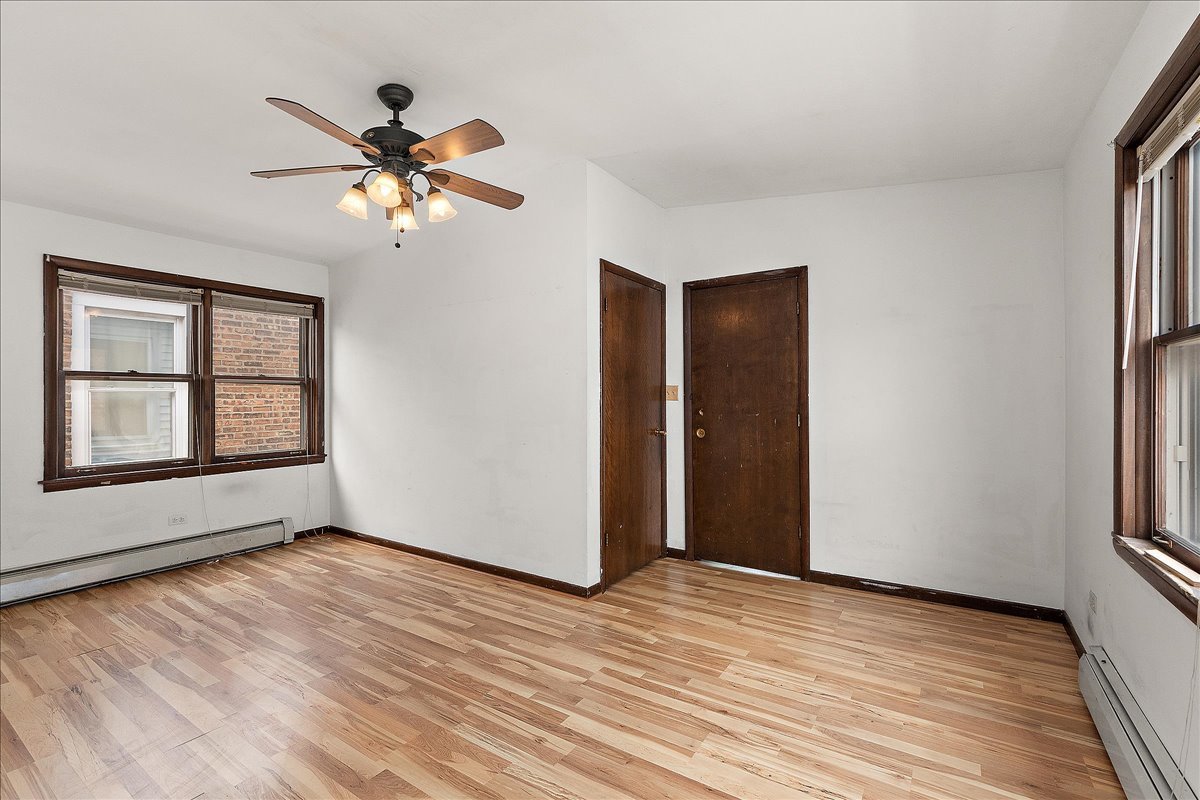 3745 W 59th Place, Chicago, IL 60629