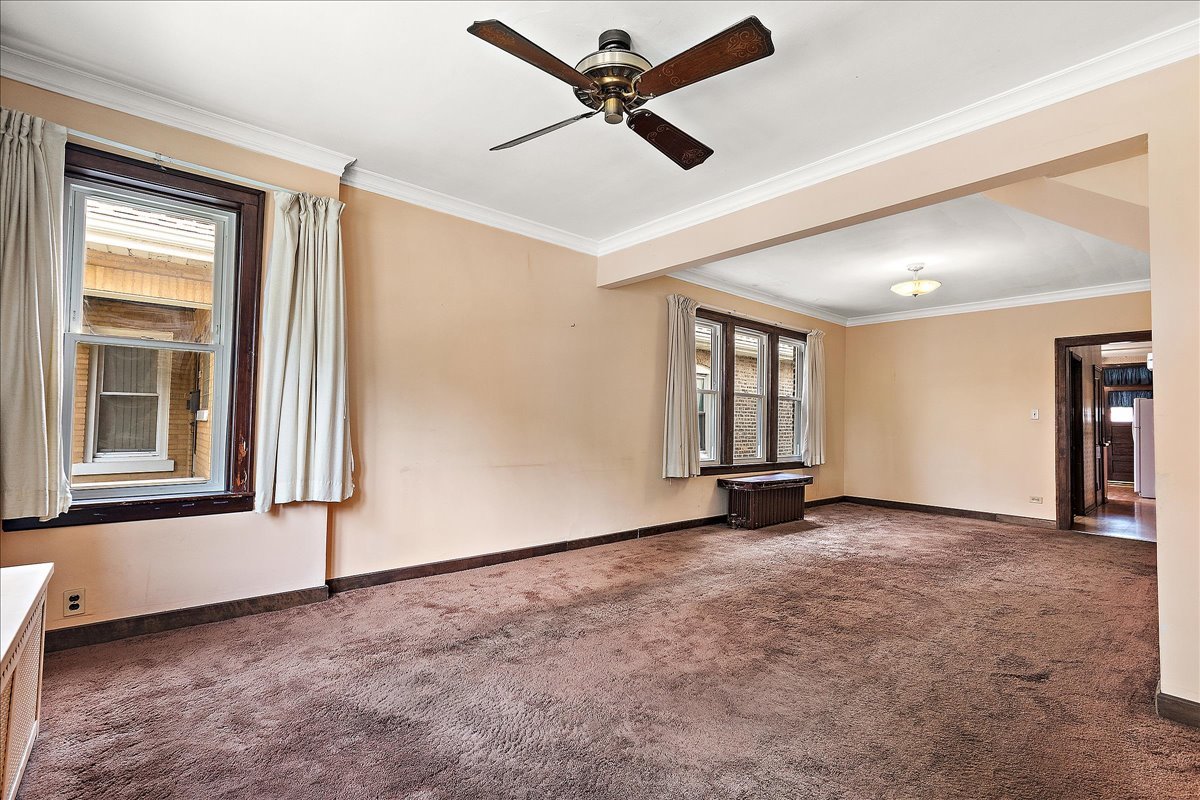 3745 W 59th Place, Chicago, IL 60629