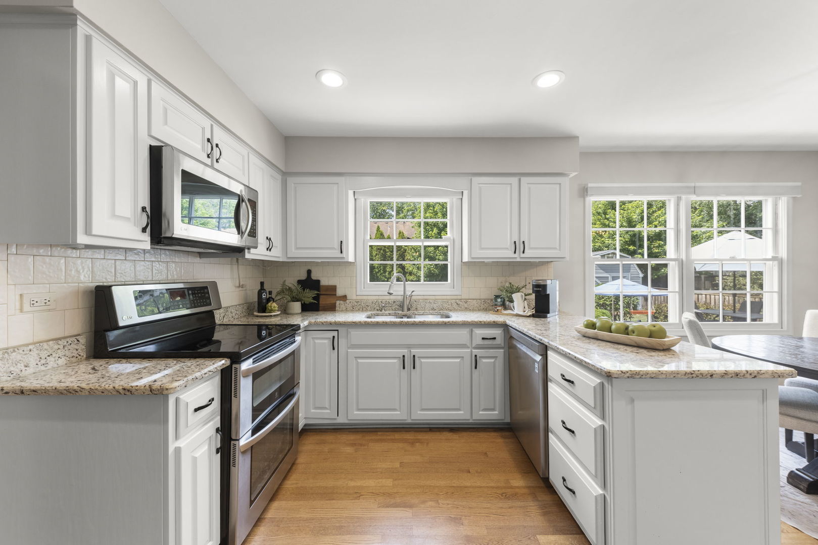 1425 Brush Hill Circle, Naperville, IL 60540