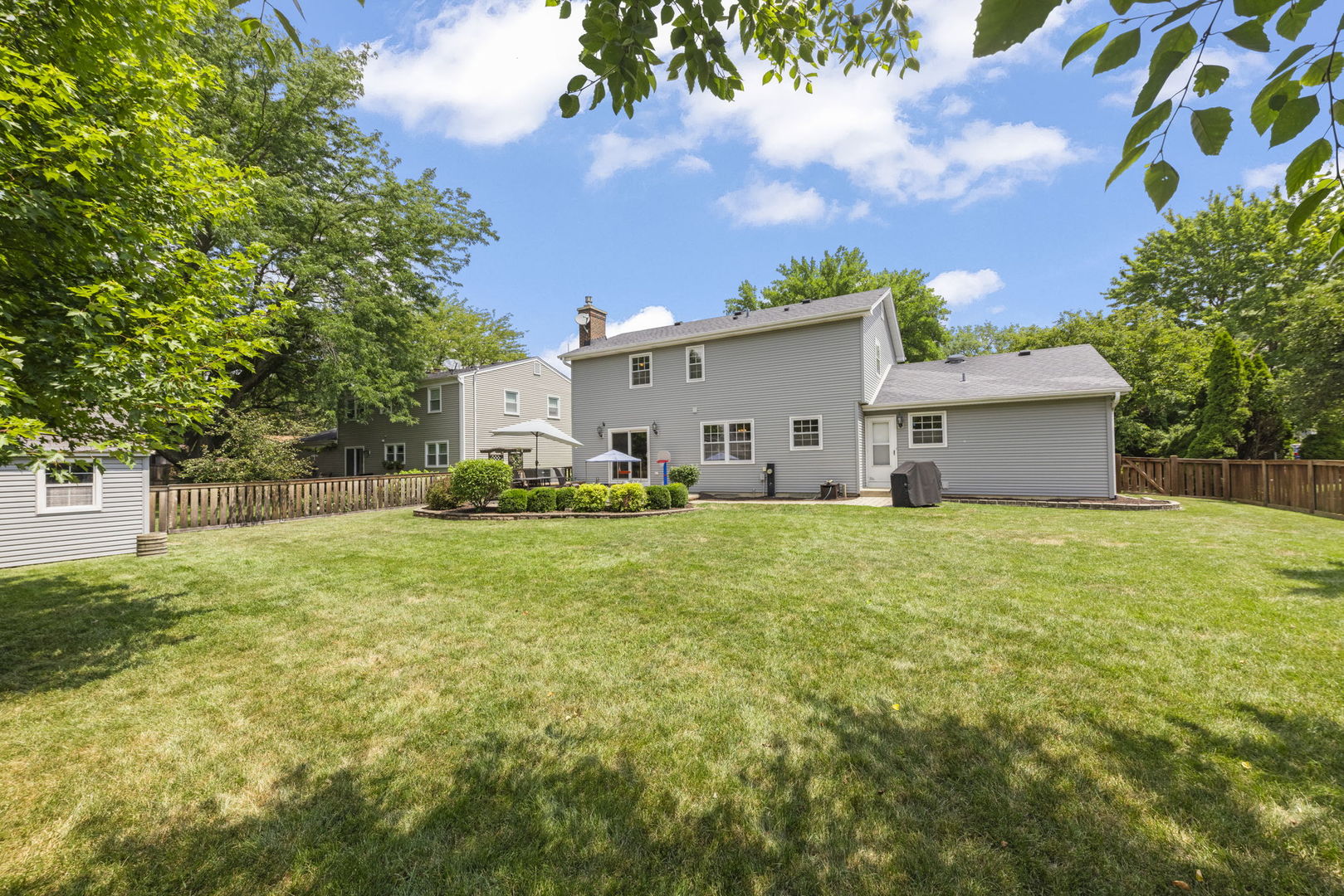 1425 Brush Hill Circle, Naperville, IL 60540
