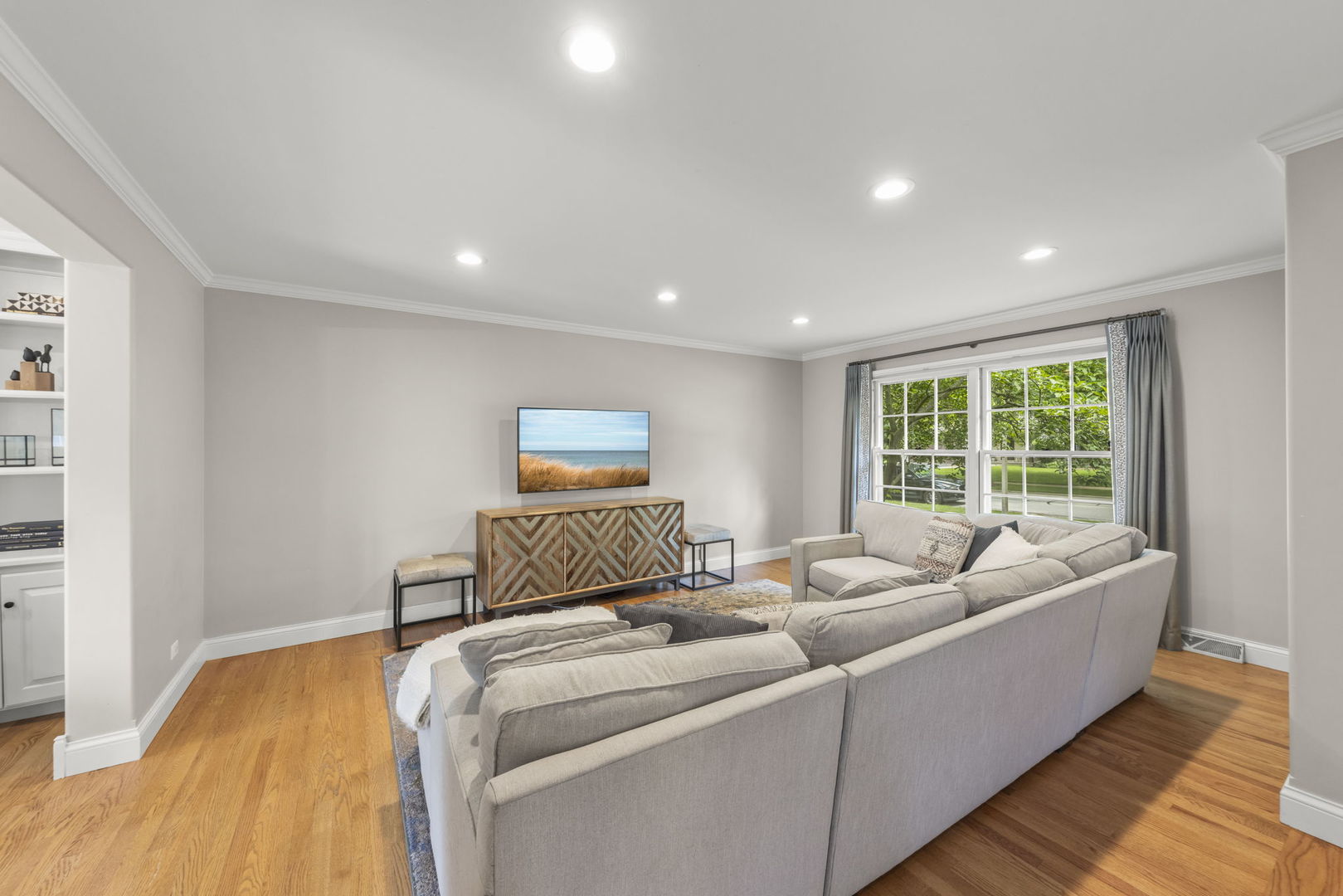 1425 Brush Hill Circle, Naperville, IL 60540
