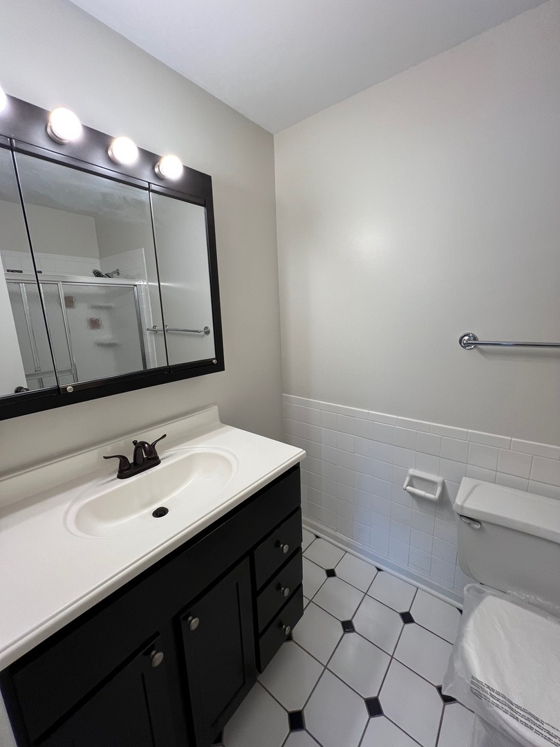 1106 S New Wilke Road #209, Arlington Heights, IL 60005