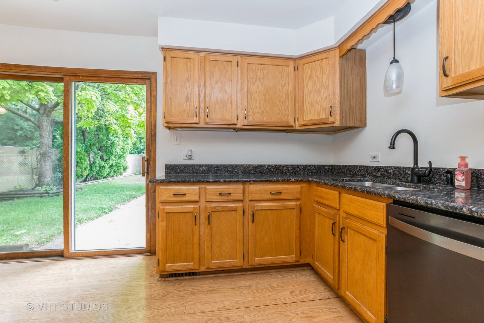 218 Poston Road, Willow Springs, IL 60480