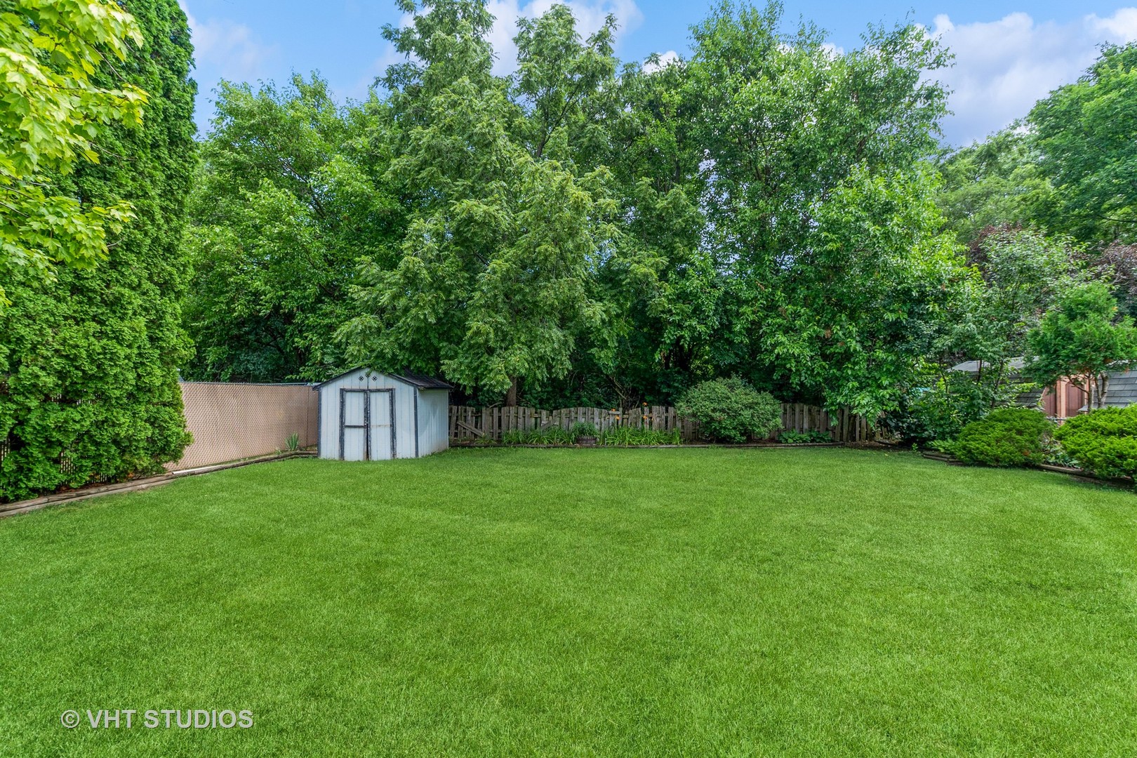 218 Poston Road, Willow Springs, IL 60480