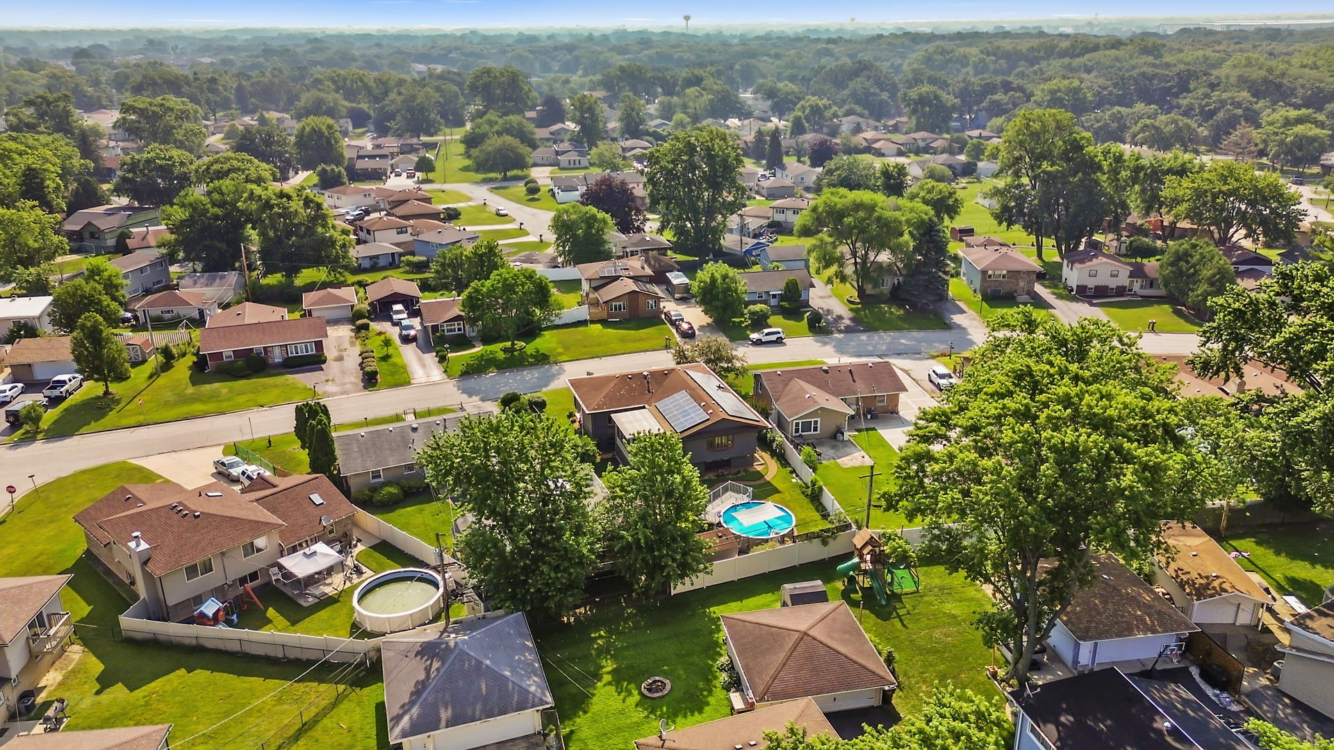 16052 Debra Drive, Oak Forest, IL 60452
