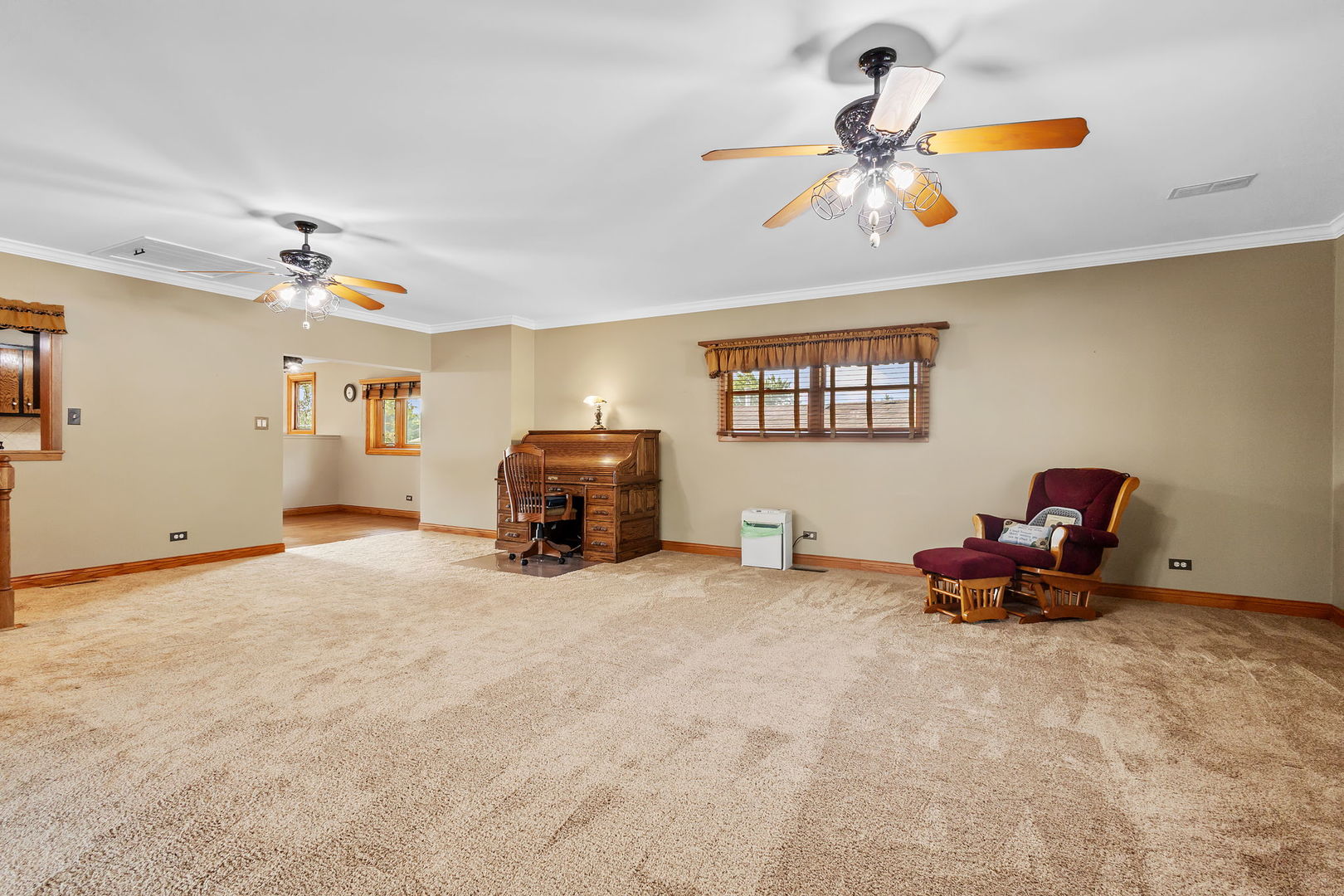 16052 Debra Drive, Oak Forest, IL 60452