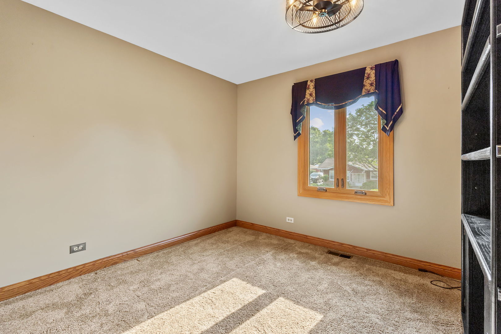 16052 Debra Drive, Oak Forest, IL 60452