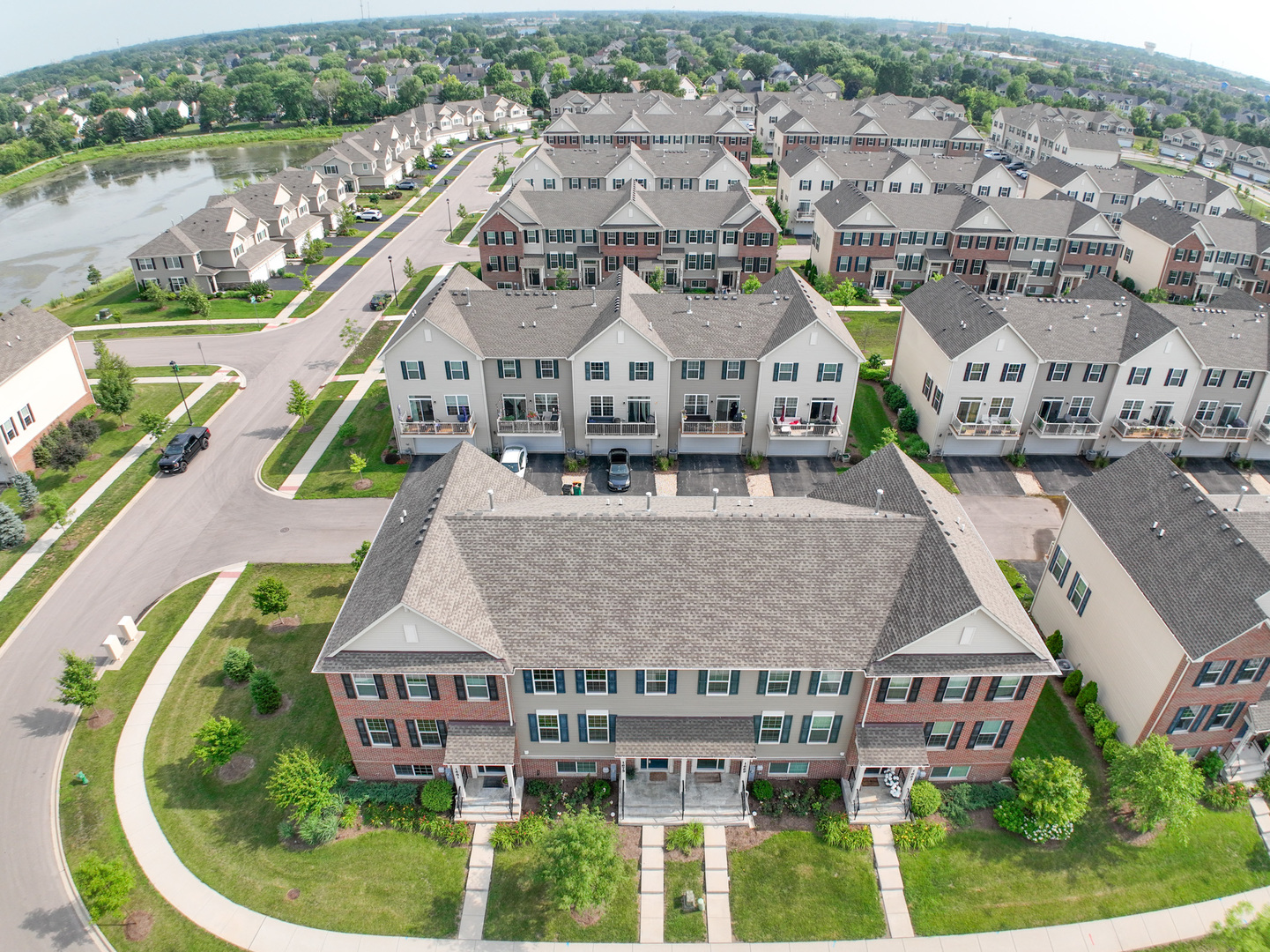 1675 Sager Way, Batavia, IL 60510