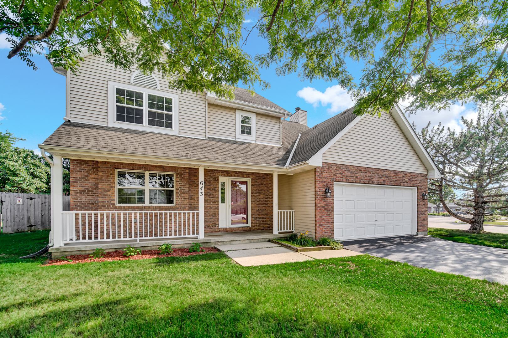 643 N Bridgeport Terrace, Lindenhurst, IL 60046