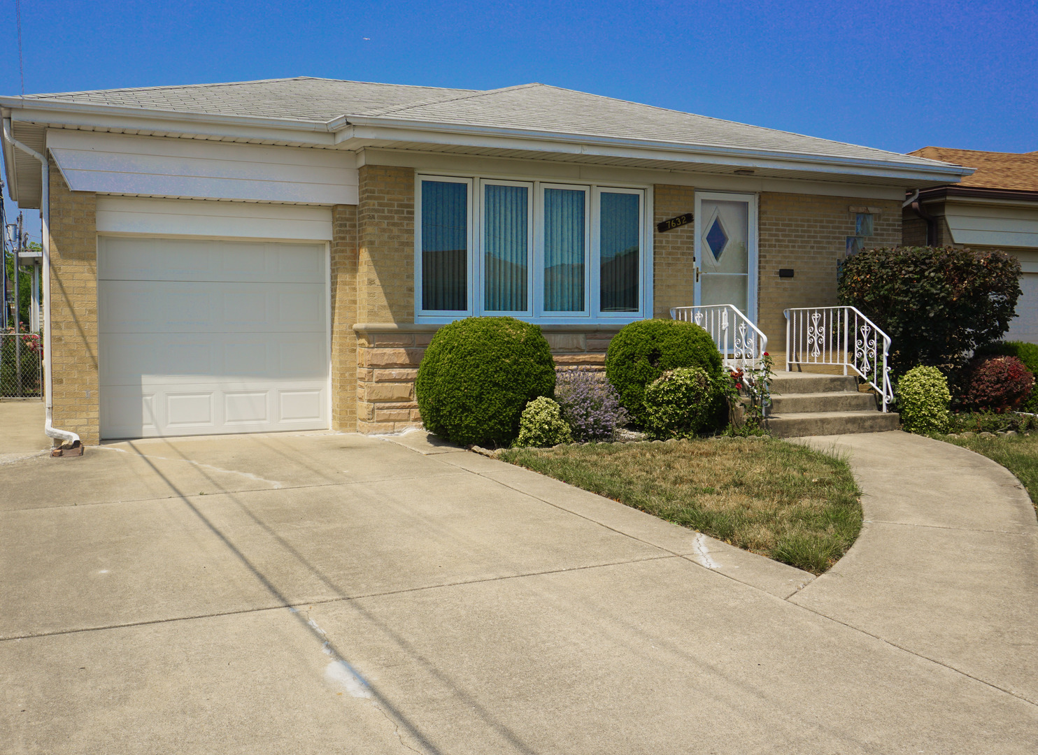 7632 W Norridge Street, Harwood Heights, IL 60706
