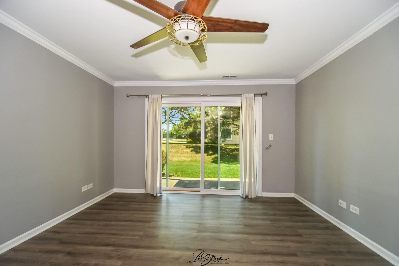 7000 Remington Court #102, Woodridge, IL 60517