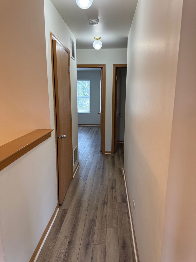 830 County Line Road #830, Aurora, IL 60502