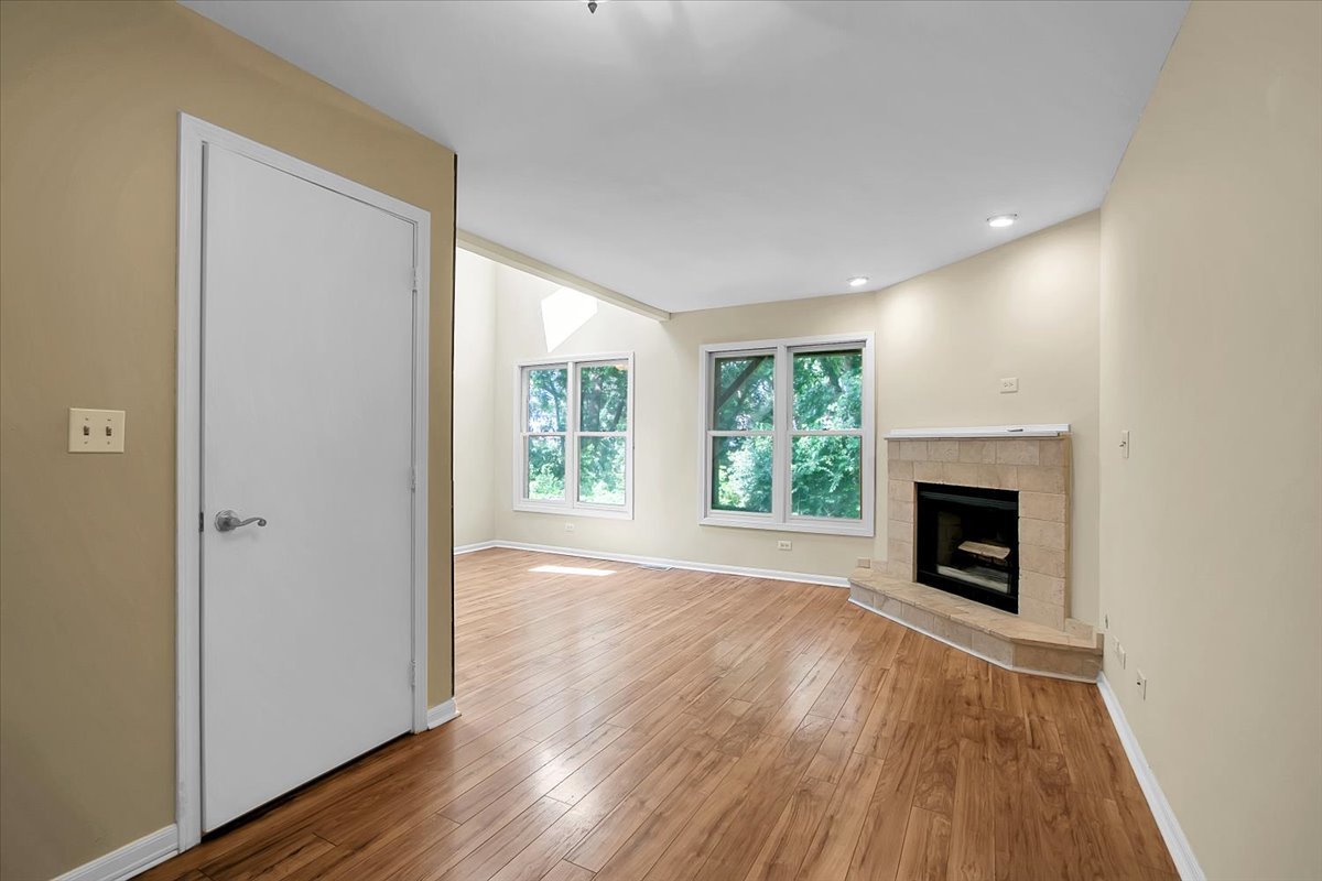 1921 Wisteria Court #3, Naperville, IL 60565