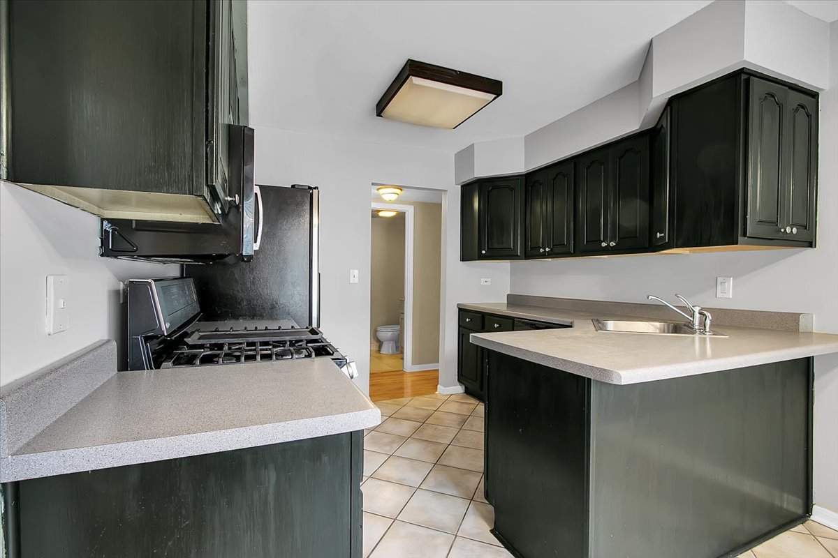 1921 Wisteria Court #3, Naperville, IL 60565