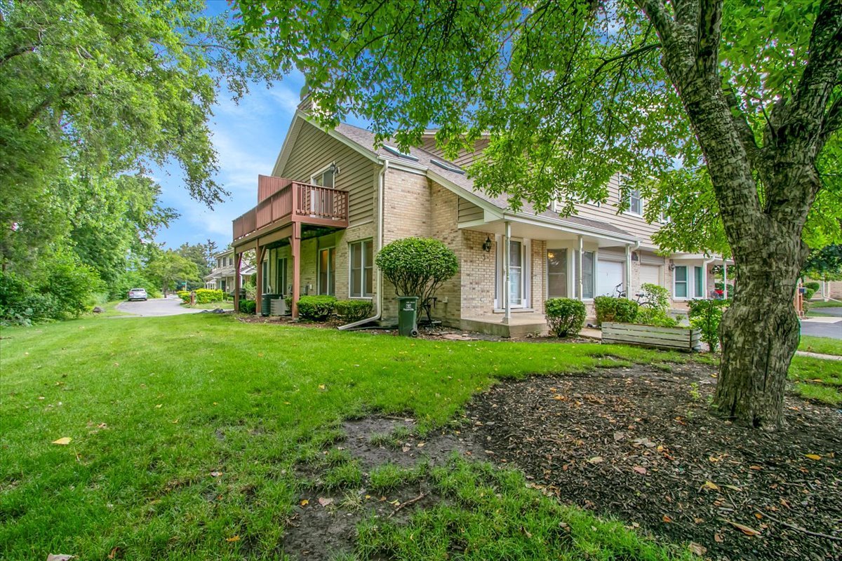 1921 Wisteria Court #3, Naperville, IL 60565