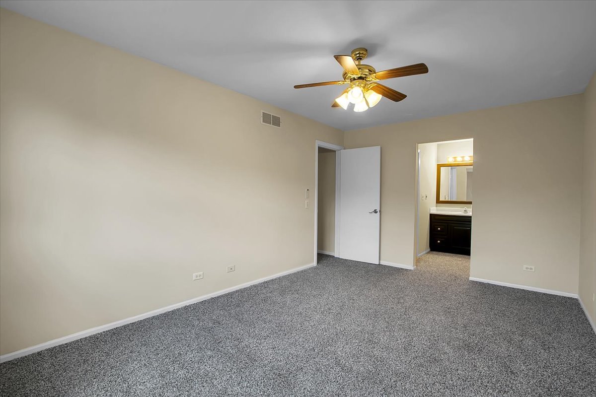 1921 Wisteria Court #3, Naperville, IL 60565