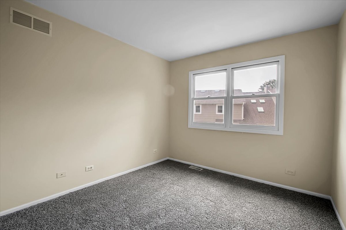 1921 Wisteria Court #3, Naperville, IL 60565