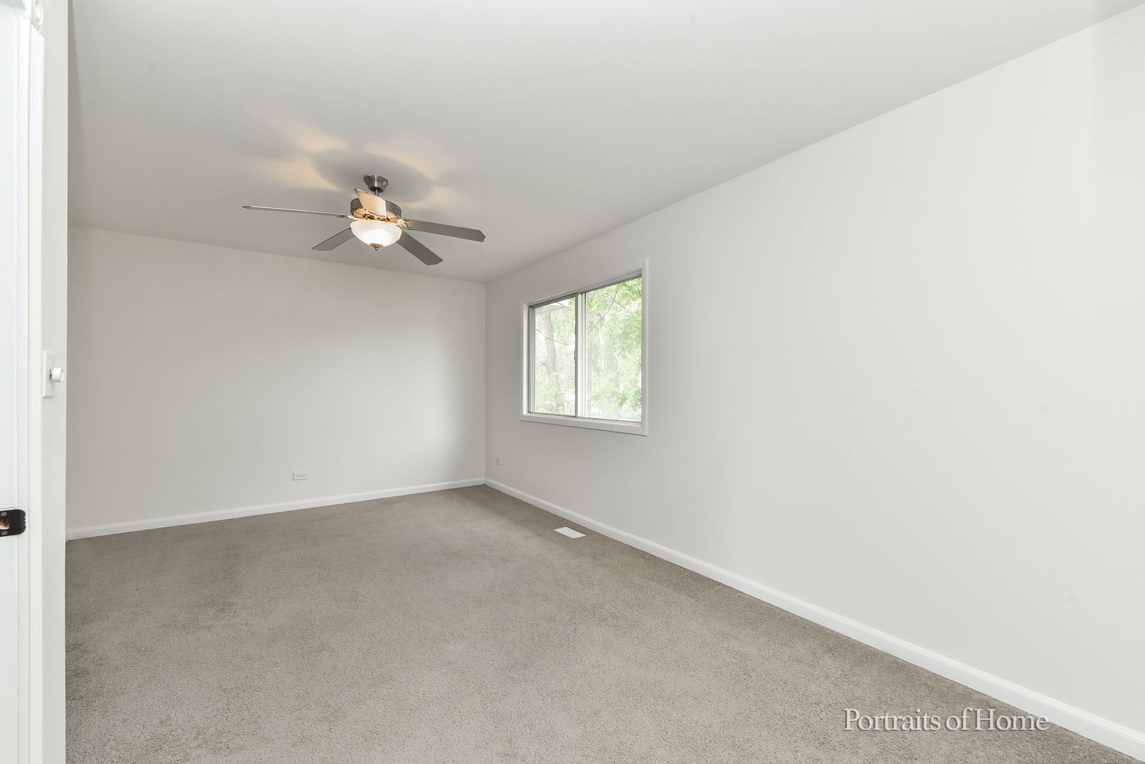 18 Woodsorrel Place, Woodridge, IL 60517