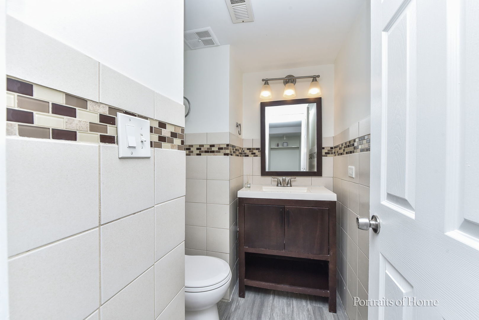 18 Woodsorrel Place, Woodridge, IL 60517