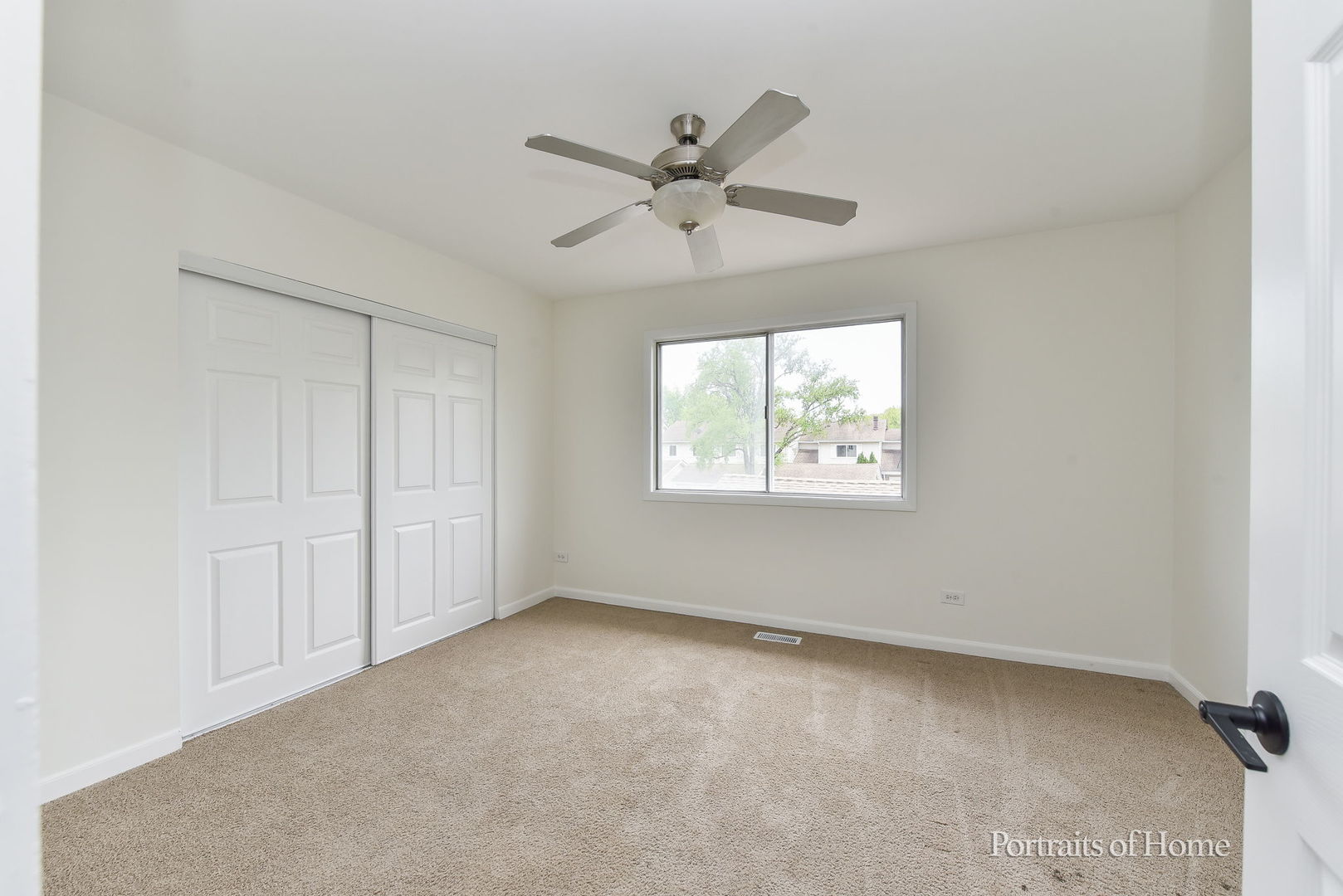 18 Woodsorrel Place, Woodridge, IL 60517