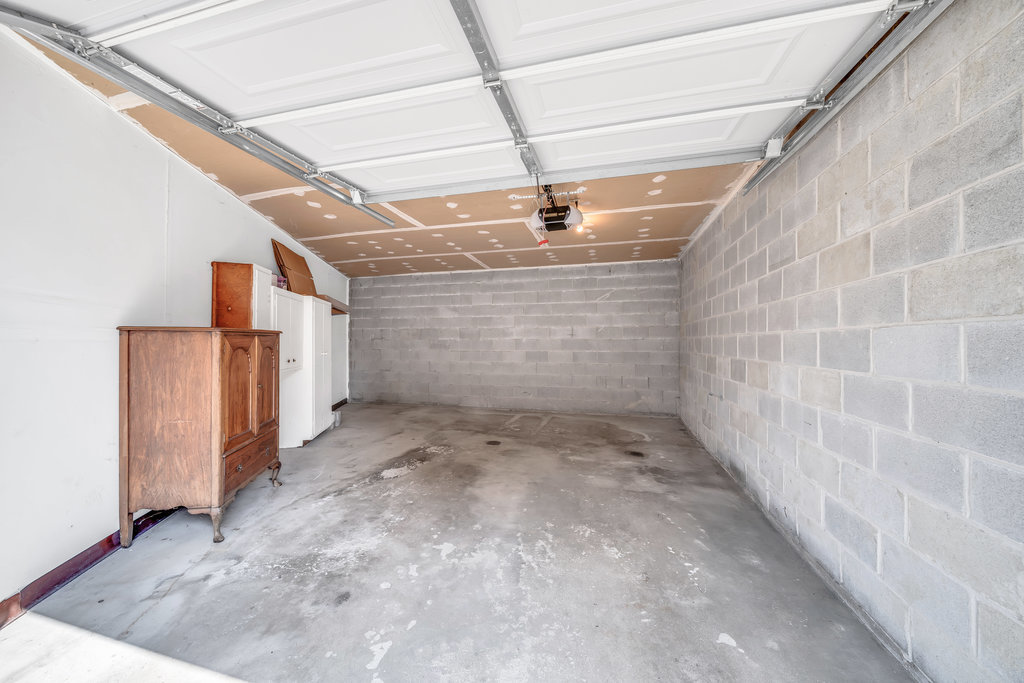 16719 Paxton Avenue #2S, Tinley Park, IL 60477