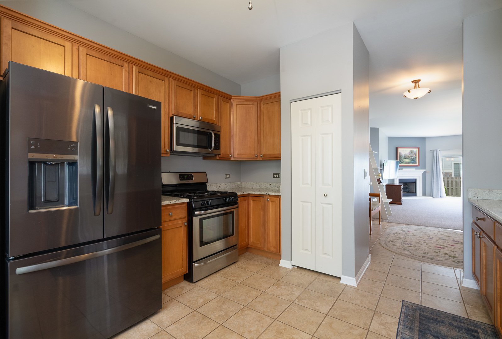 2123 Tremont Lane, Joliet, IL 60431