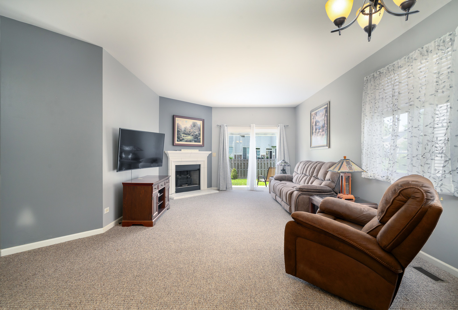 2123 Tremont Lane, Joliet, IL 60431