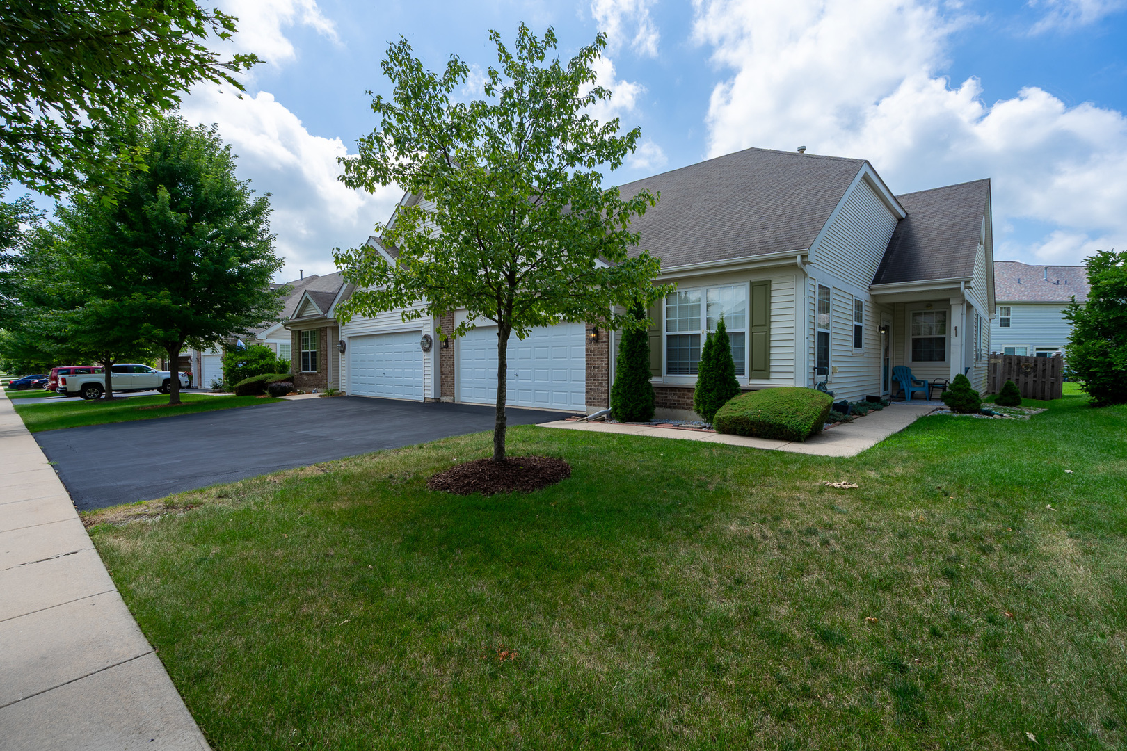 2123 Tremont Lane, Joliet, IL 60431