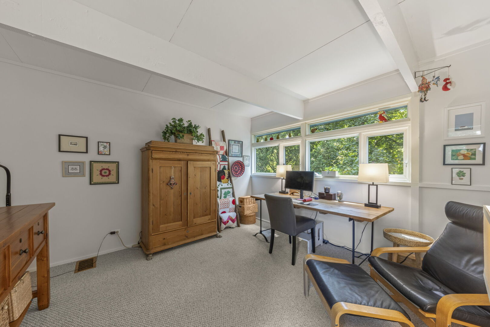625 Midway Park, Glen Ellyn, IL 60137