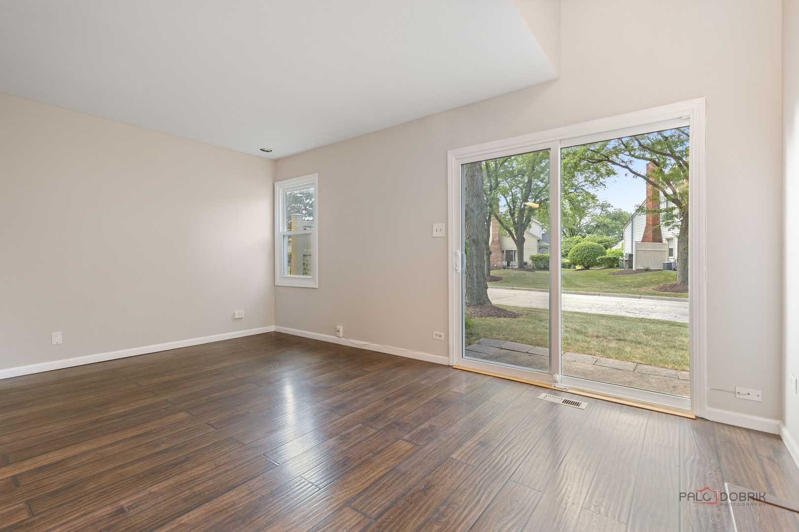 601 COLLEGE Crossing, Rolling Meadows, IL 60008