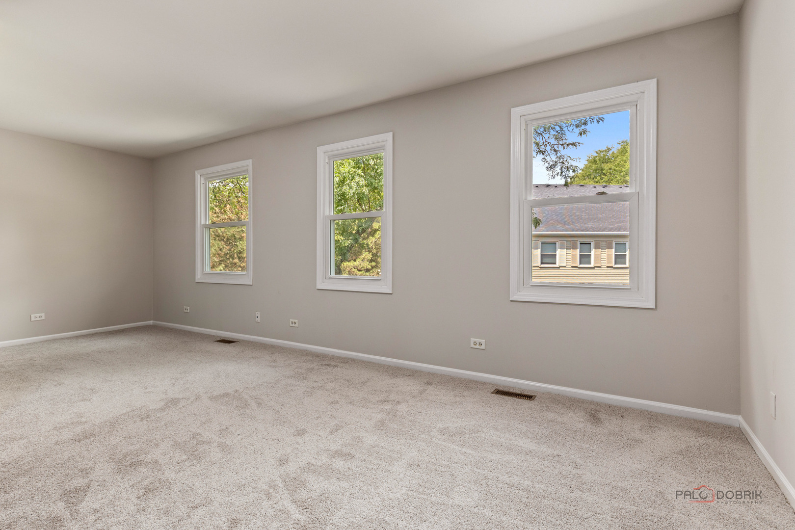 601 COLLEGE Crossing, Rolling Meadows, IL 60008