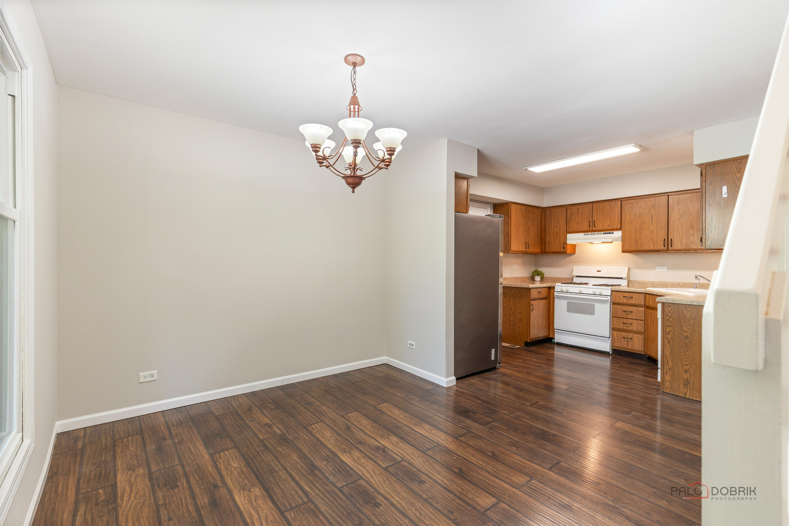 601 COLLEGE Crossing, Rolling Meadows, IL 60008