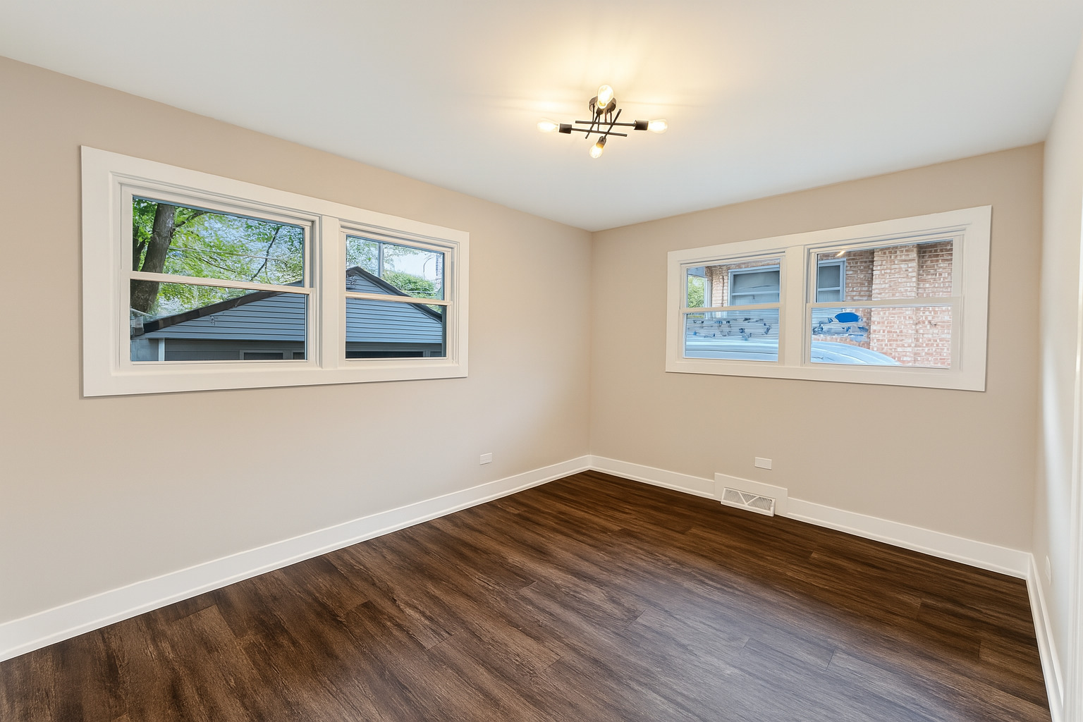 18506 Martin Avenue, Homewood, IL 60430