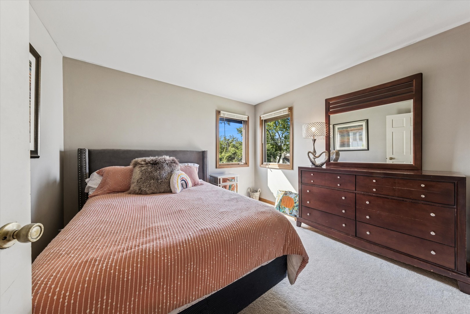 4542 Basswood Drive, Lisle, IL 60532