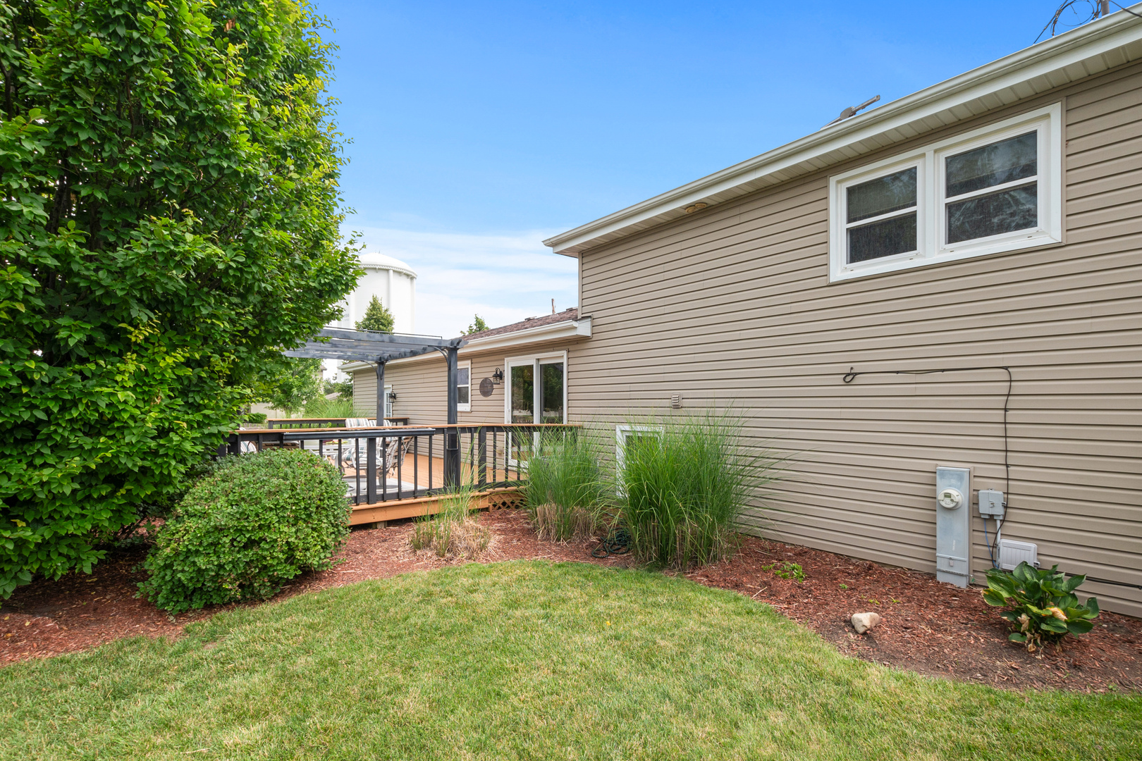 701 Lake Court, New Lenox, IL 60451