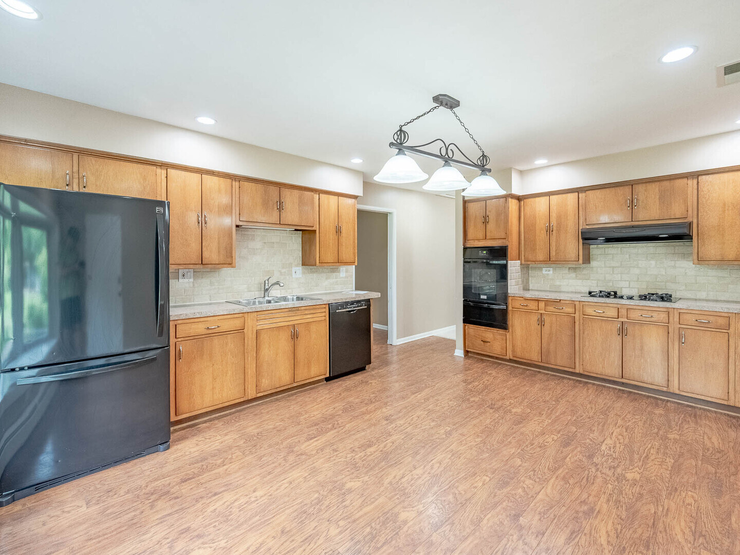 309 S Circle Drive, Palatine, IL 60067