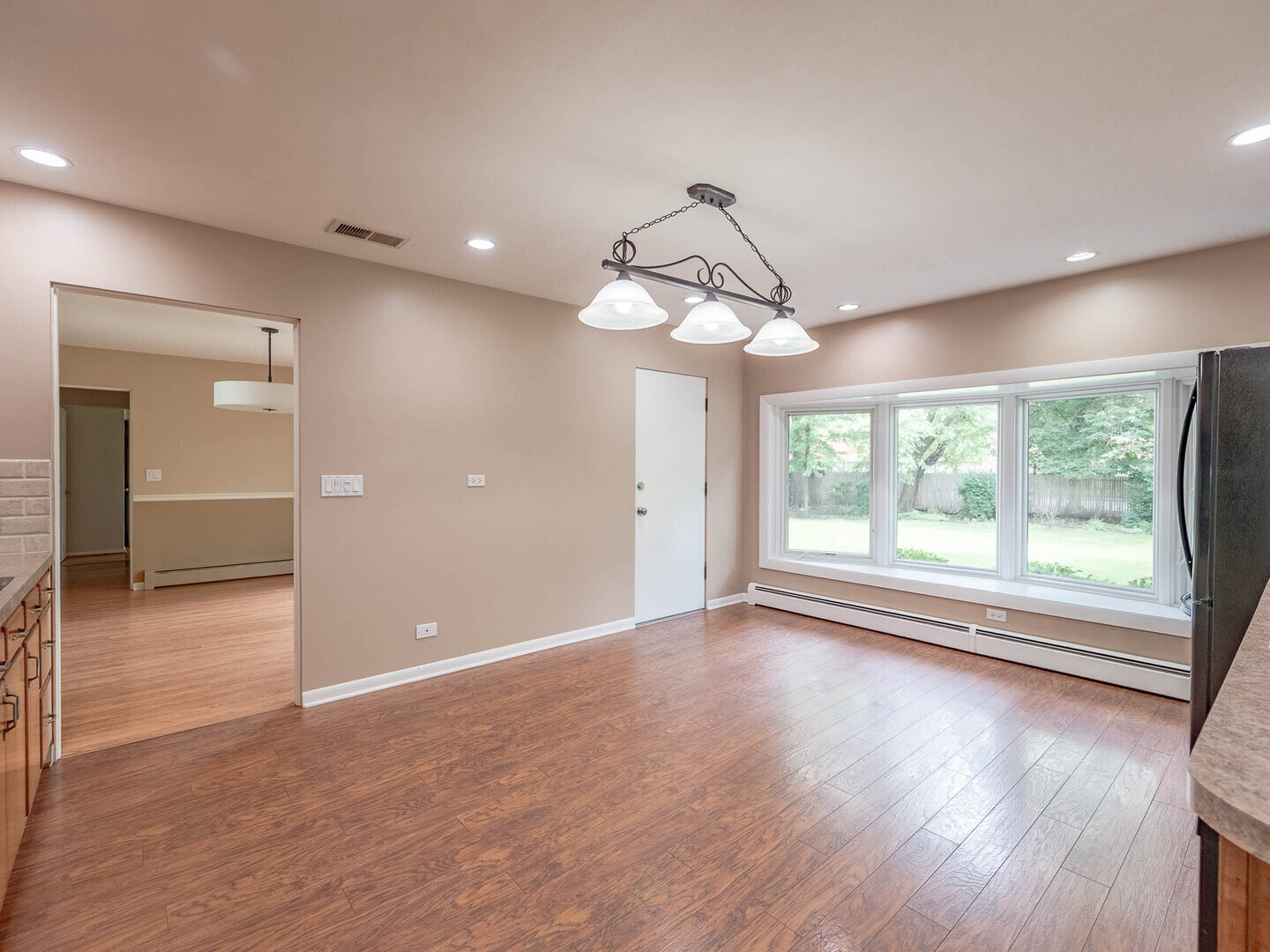 309 S Circle Drive, Palatine, IL 60067