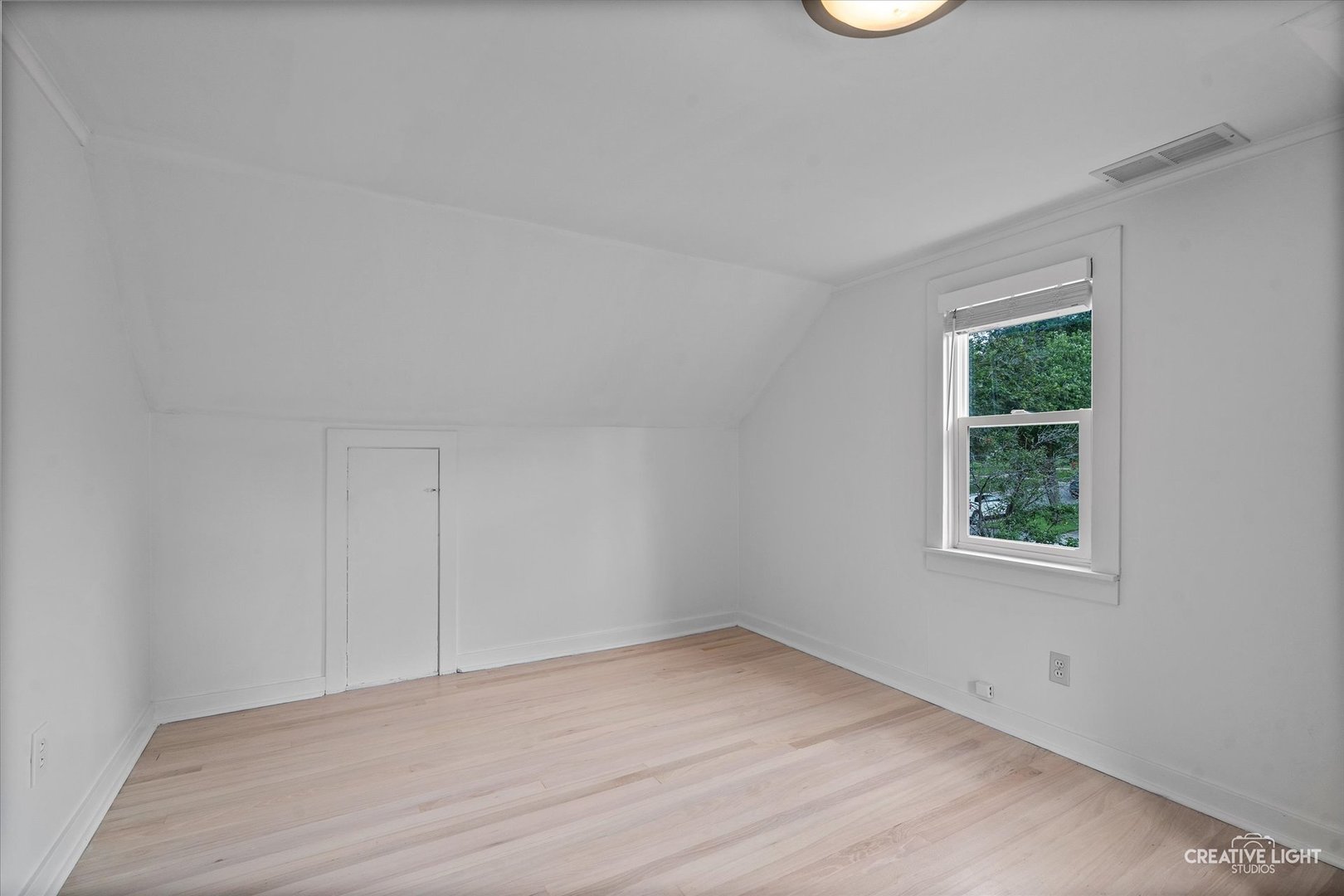 315 S Park Street, Westmont, IL 60559