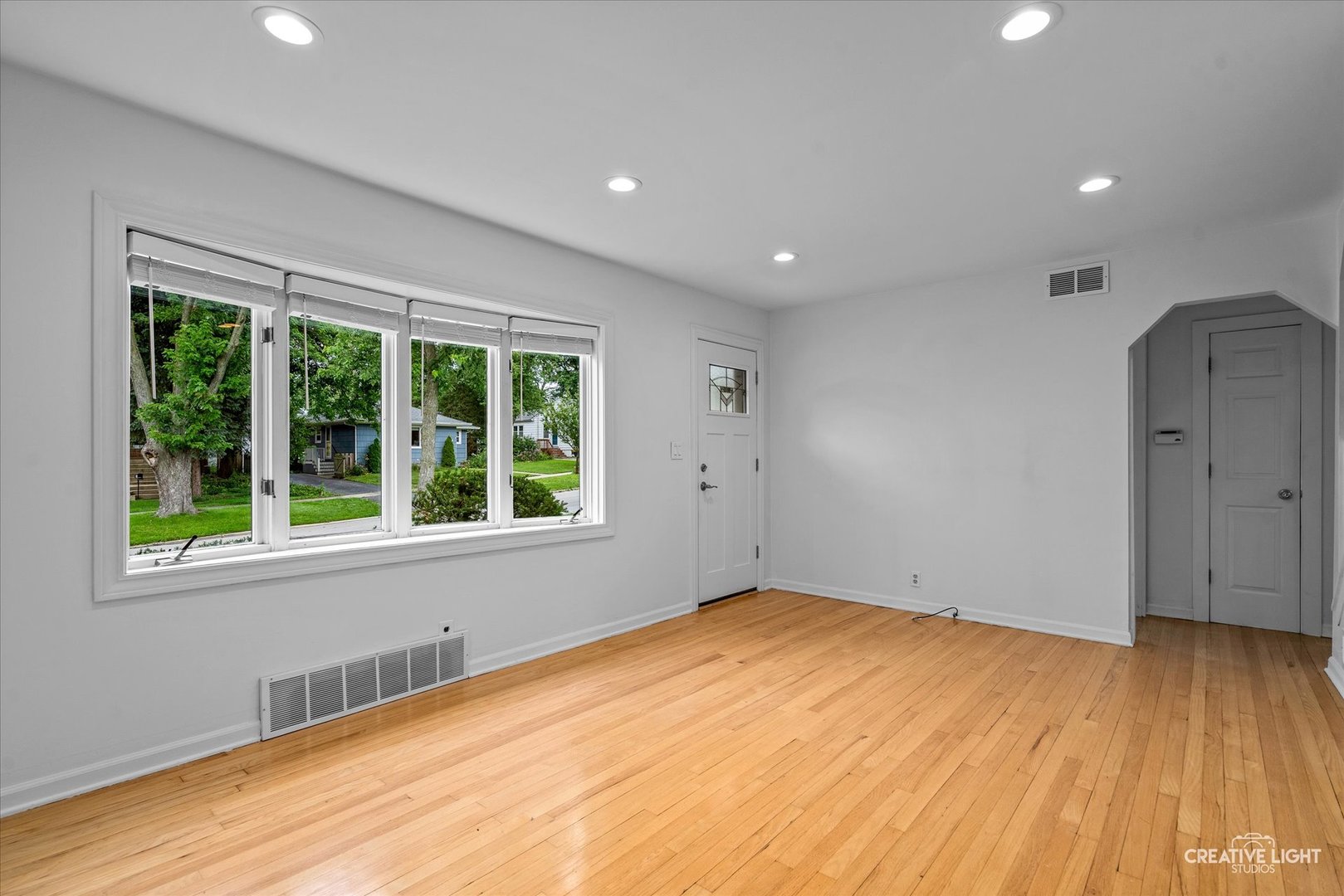 315 S Park Street, Westmont, IL 60559
