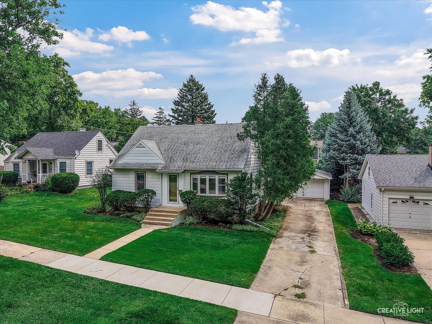 315 S Park Street, Westmont, IL 60559
