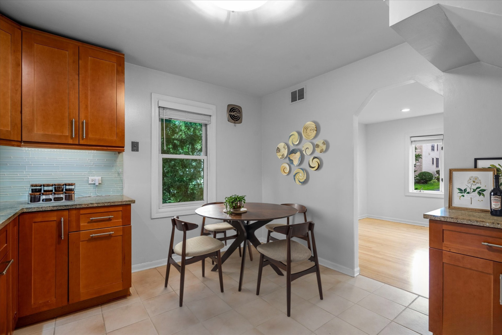 315 S Park Street, Westmont, IL 60559