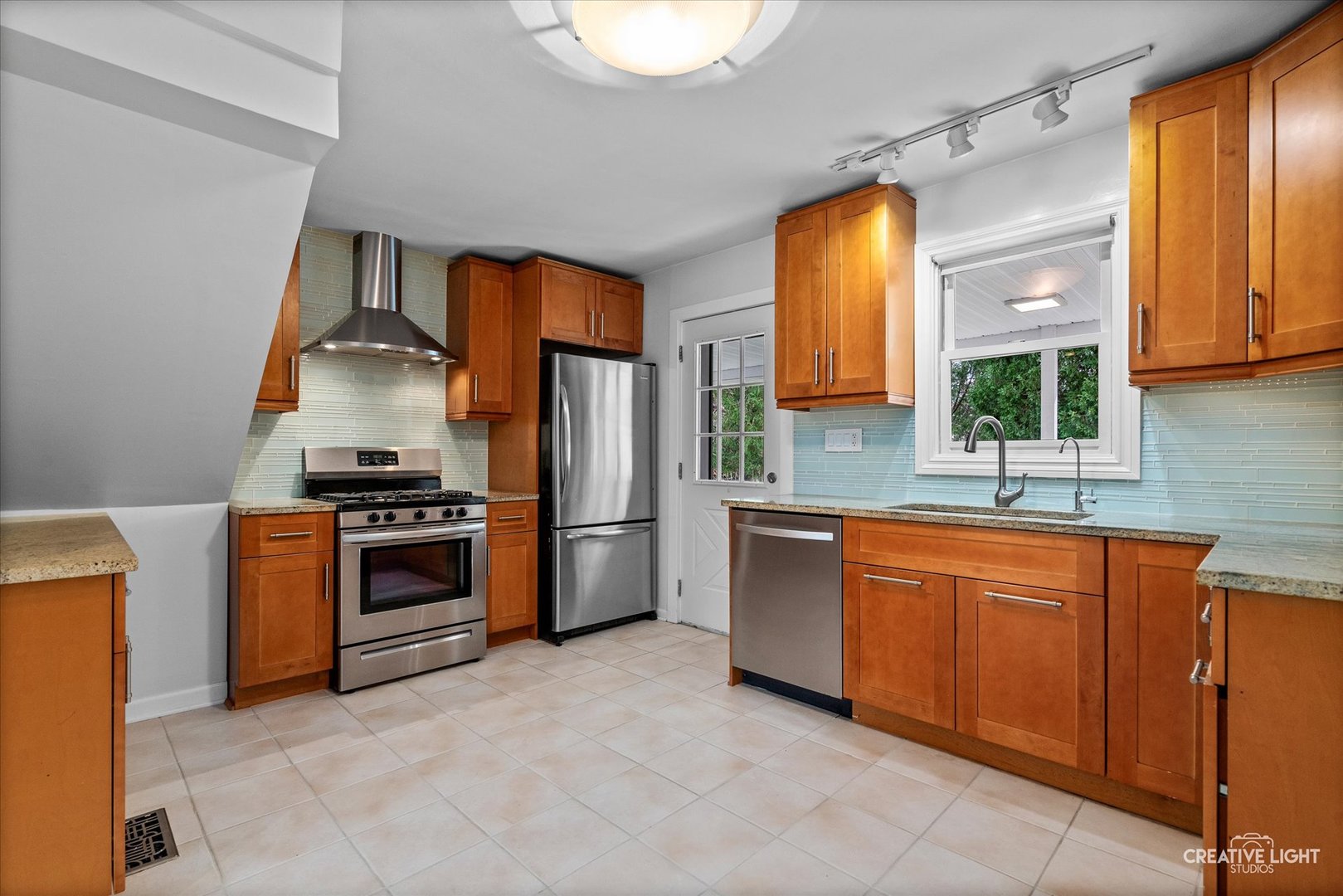 315 S Park Street, Westmont, IL 60559